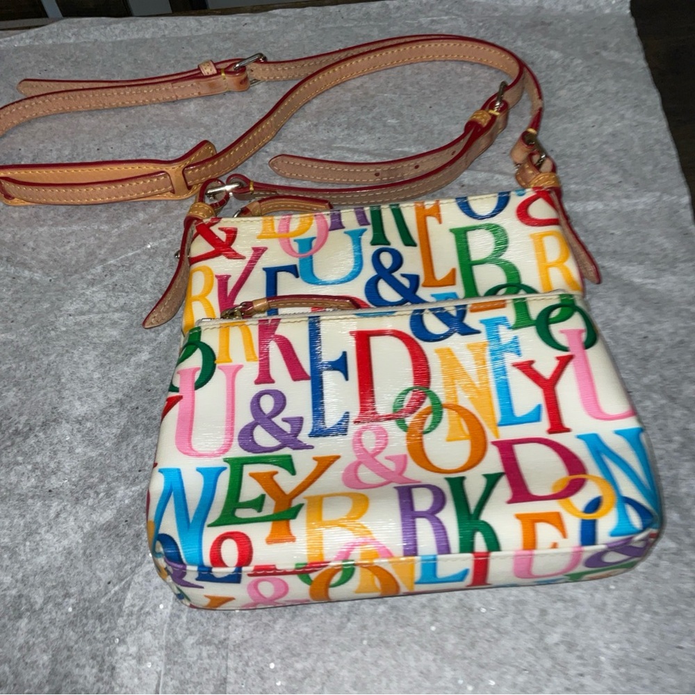 DOONEY & BOURKE White Rainbow Logo Monogram Retro Grafica Graffiti Crossbody Bag